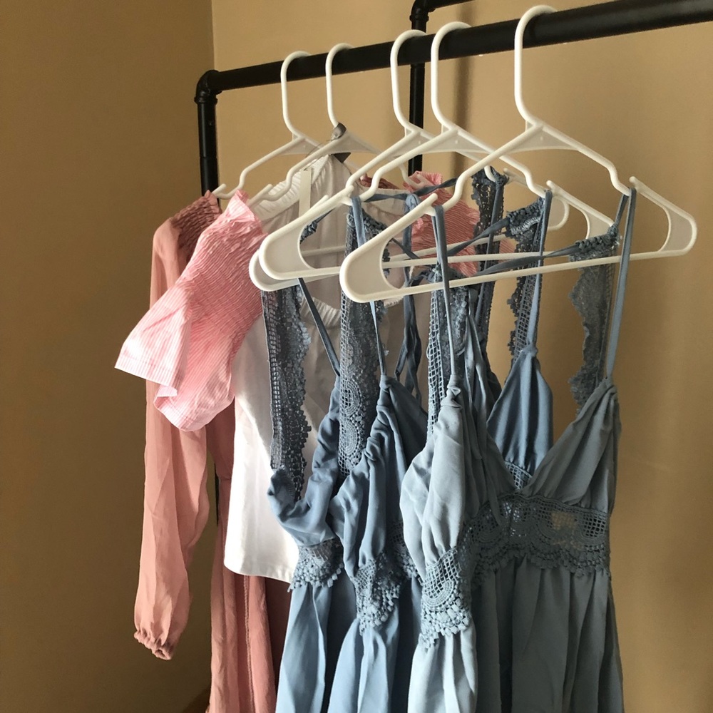 Inset Lace Halter Dress - Picture 8 of 8